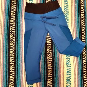 Lululemon Crop Leggings Aqua Blue